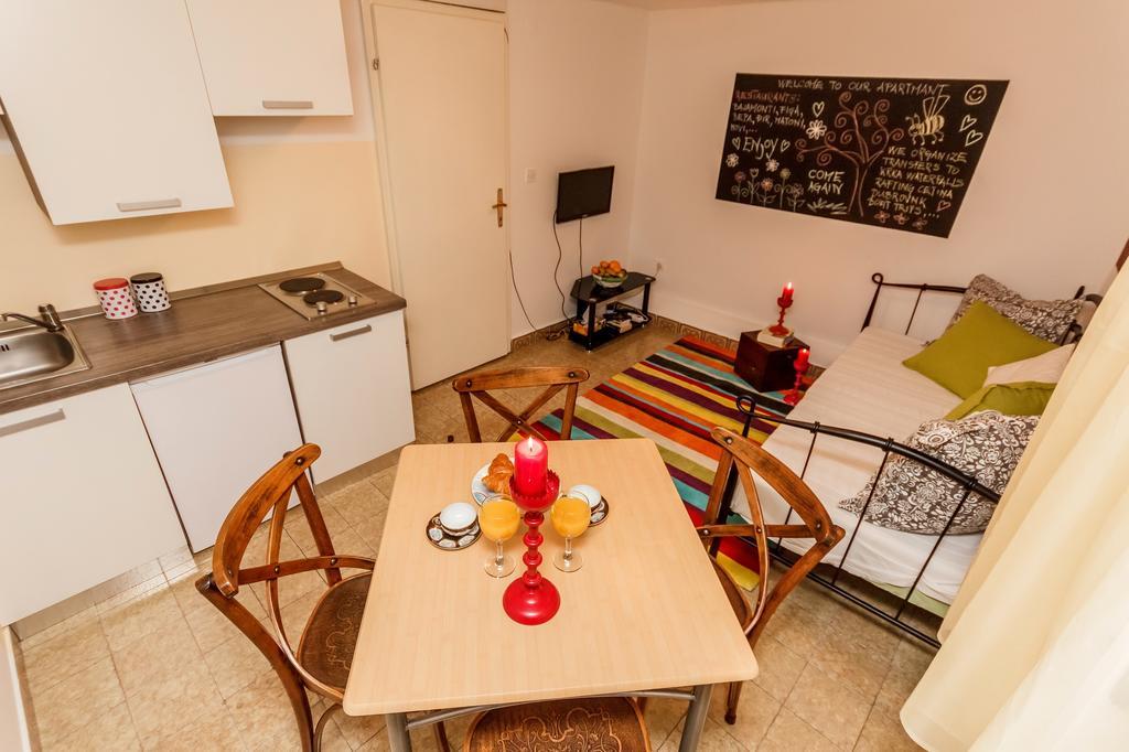 Apartment Dalmatian Cottage Спліт Екстер'єр фото