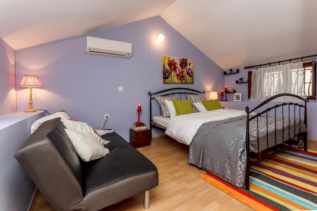 Apartment Dalmatian Cottage Спліт Екстер'єр фото